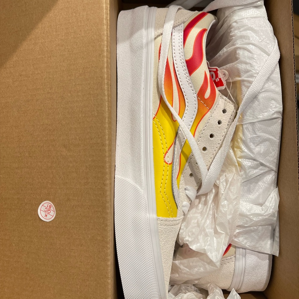 cream flame vans
new never worn